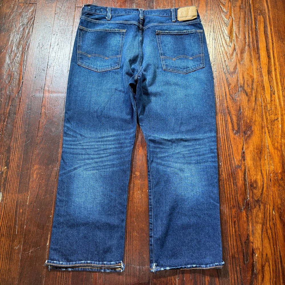 American Eagle Jeans Mens 38x30 Blue Relaxed Straight Dark Wash Faded Whiskers - Picture 2 of 10